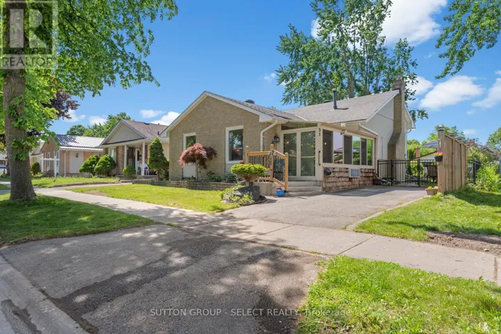 31 RENNY CRESCENT, London South (South X), Ontario N6E2C4