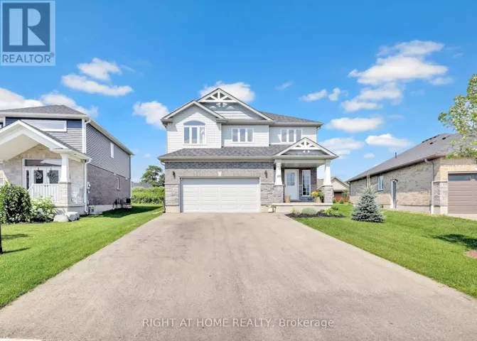 135 STEPHENSON WAY, Minto, Ontario N0G2P0