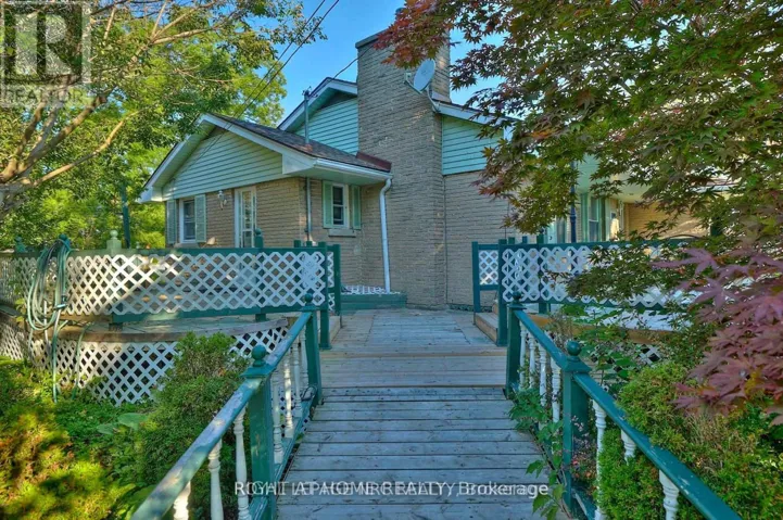 1095 SPEARS ROAD, Fort Erie (Crescent Park), Ontario L2A4N2