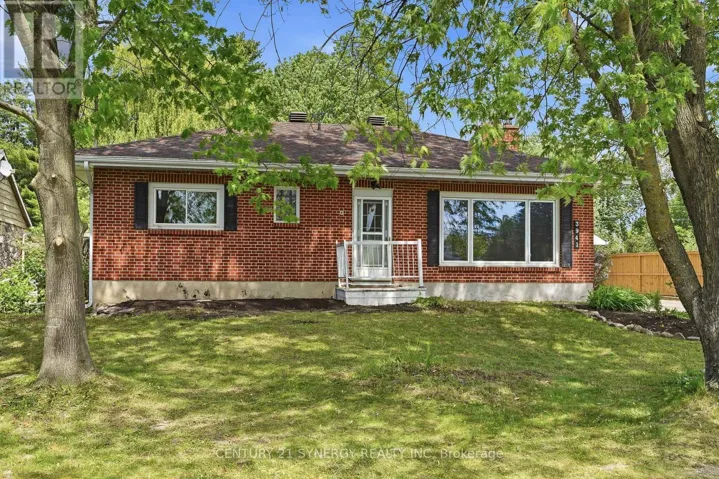 3941 SHIRLEY AVENUE, Ottawa, Ontario K1V1H4