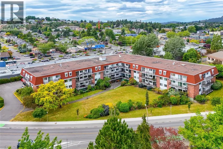 110 1680 Poplar Ave, Saanich, British Columbia V8P4K7