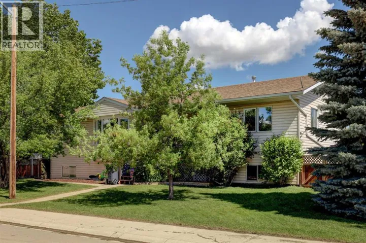 426 9 Street, Beiseker, Alberta T0M0G0