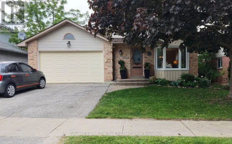 7 BRANDON CRESCENT, Orillia, Ontario L3V7P5