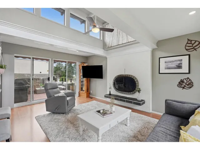 7268 YORK CRESCENT, Delta, British Columbia V4C4L5