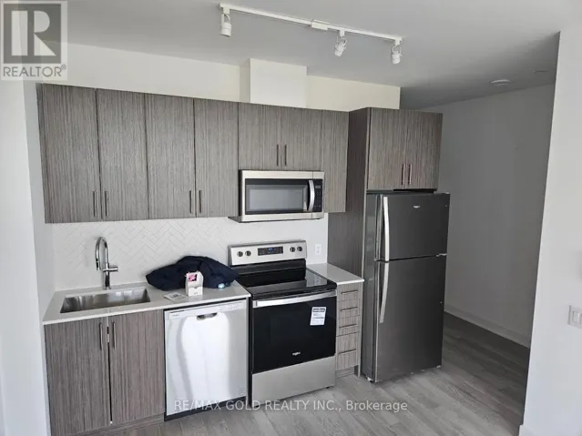 820 - 2782 BARTON STREET, Hamilton (Riverdale), Ontario L8E2J8