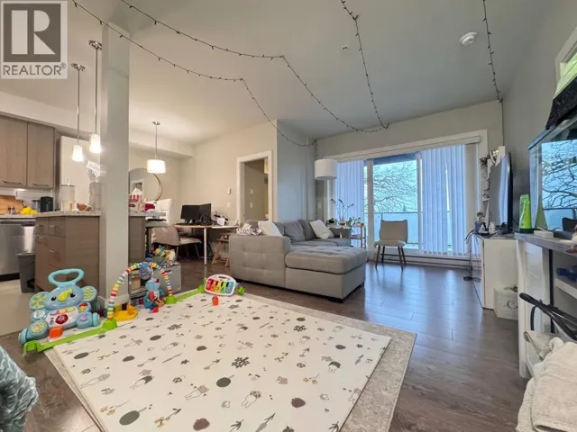 305 7377 14TH AVENUE, Burnaby, British Columbia V3N1Z7