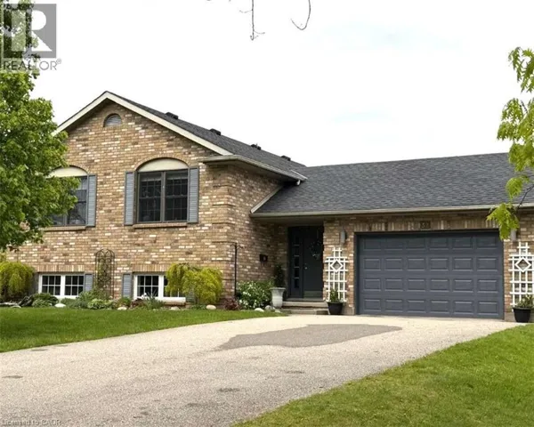 32 ST LADISLAUS Street, Courtland, Ontario N0J1E0