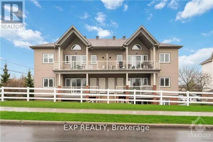 C - 920 WHITE ALDER AVENUE, Ottawa, Ontario K1T4H3