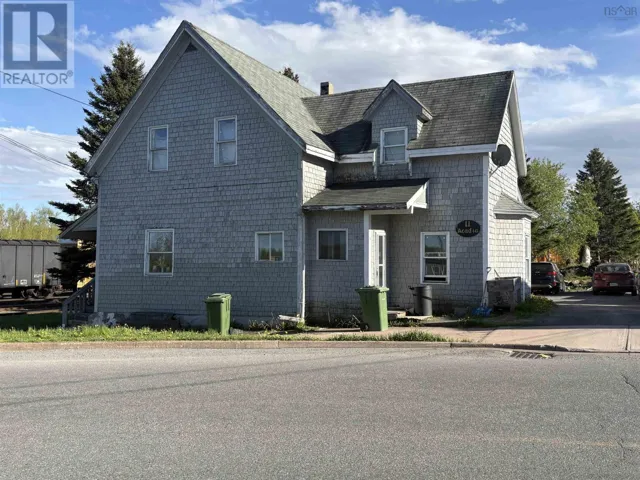 11 Acadia Avenue, Stellarton, Nova Scotia B0K1S0