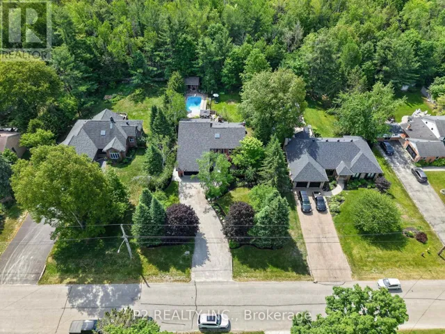 35 JODIES LANE, Springwater (Midhurst), Ontario L0L1X1