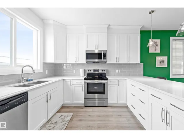 389 CHARLESWORTH DR SW, Edmonton, Alberta T6X2G5