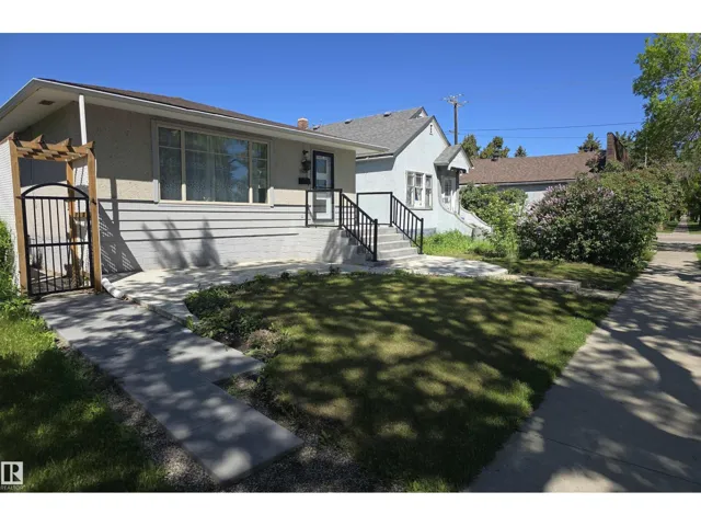 11430 81 ST NW, Edmonton, Alberta T5B2R6