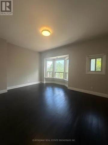 UPPER - 68 MELVILLE AVENUE, Toronto (Dovercourt-Wallace Emerson-Junction), Ontario M6G1Y2