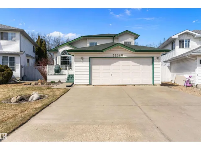 11328 173 AV NW, Edmonton, Alberta T5X5Y4