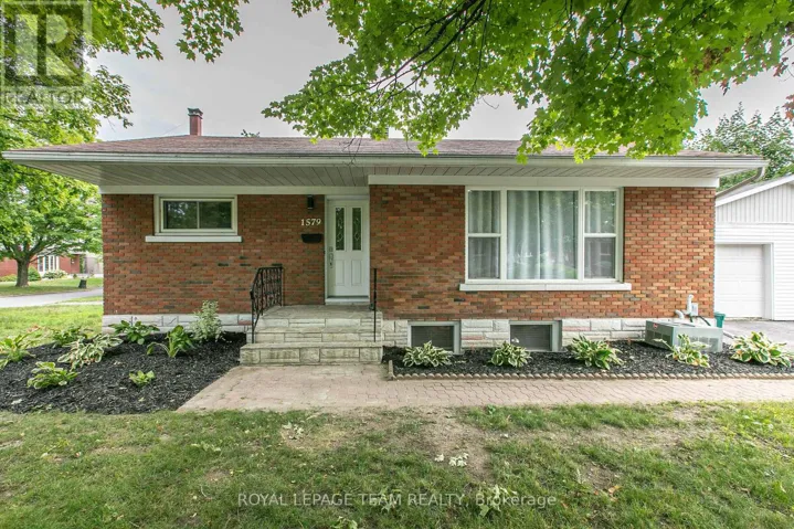 2 - 1579 DIGBY STREET, Ottawa, Ontario K1G0P5