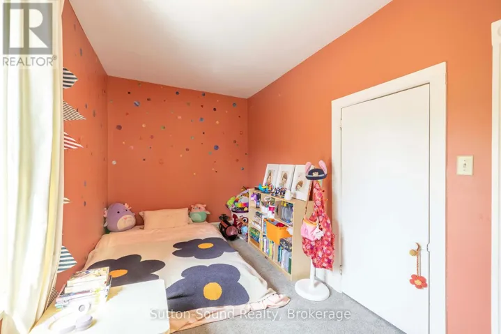 780