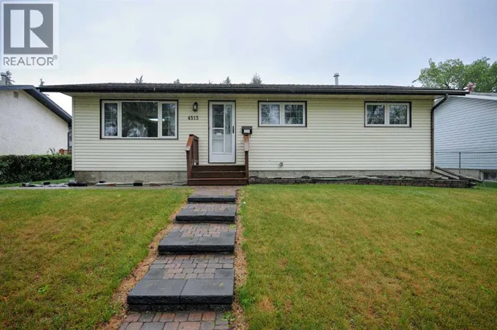 4513 67 Street, Camrose, Alberta T4V2P8