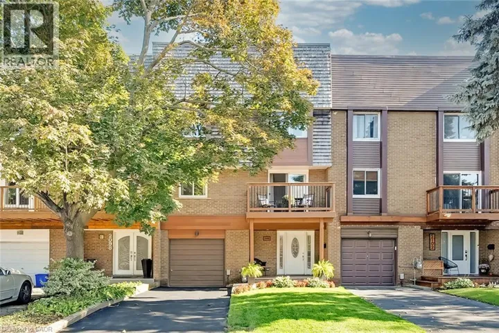 2100 WORTHINGTON Drive, Oakville, Ontario L6L1E3