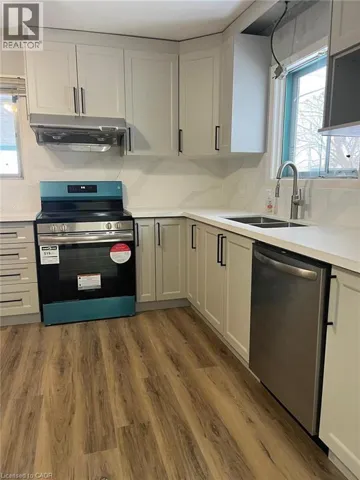 102 MASSEY Avenue, Kitchener, Ontario N2C1M5