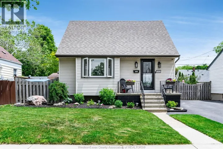 1910 Labadie ROAD, Windsor, Ontario N8W4J9