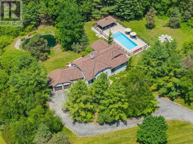 30 KINGSWOOD DRIVE, King, Ontario L7B1K8
