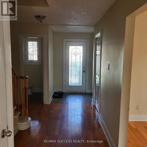 22 OMEGA SQUARE S, Brampton (Heart Lake East), Ontario L6Z1K5