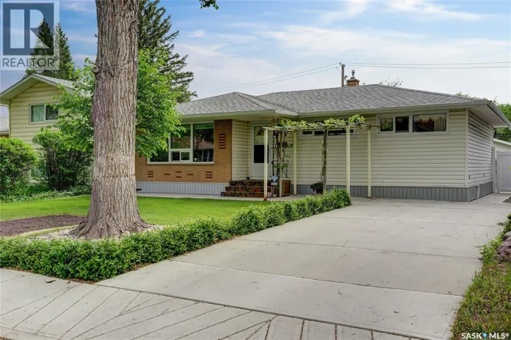 4049 Garnet STREET, Regina, Saskatchewan S4S3G8