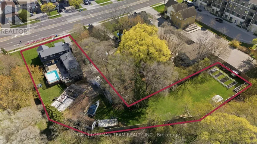 678 KING STREET W, Oshawa (McLaughlin), Ontario L1J2L3