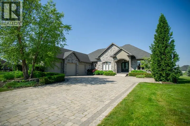 29 WESTLAKE Boulevard, Brantford, Ontario N3T0E1