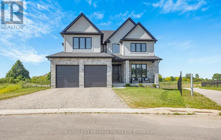 18 THOMPSON COURT, Tillsonburg, Ontario N4G0G3