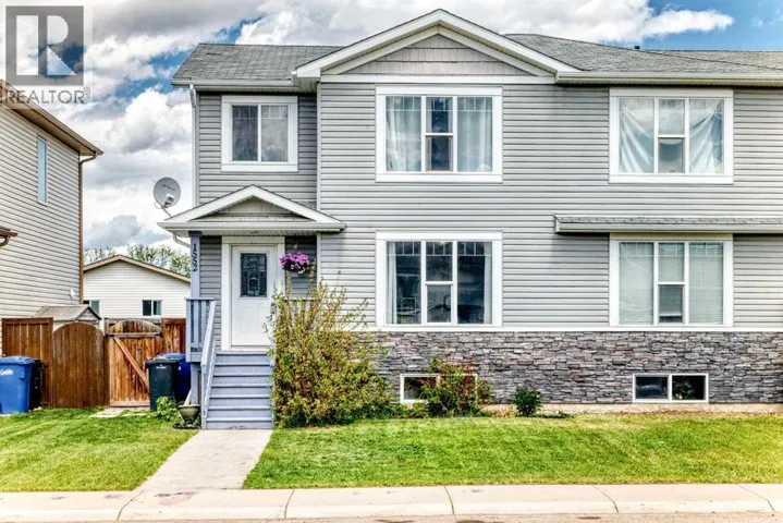 1552 Mcalpine Street, Carstairs, Alberta T0M0N0