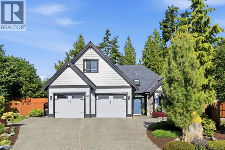 950 Rockland Pl, French Creek, British Columbia V9P2E8