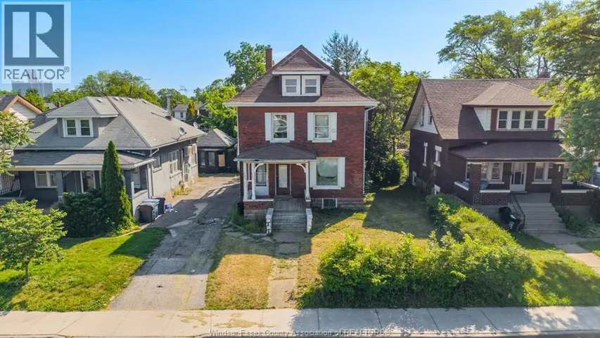 540 CAMPBELL AVENUE, Windsor, Ontario N9B2H4