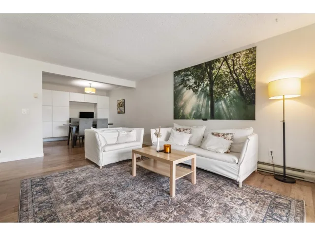 210 45900 LEWIS AVENUE, Chilliwack Proper West, Chilliwack, British Columbia V2P3C2