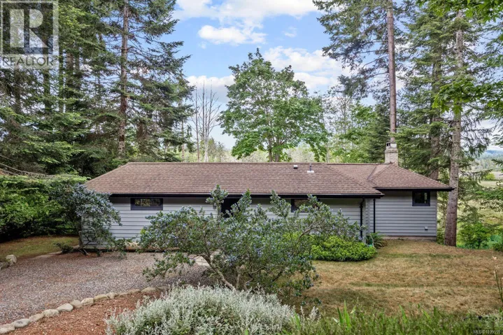 7727 Tozer Rd, Fanny Bay, British Columbia V0R1W0