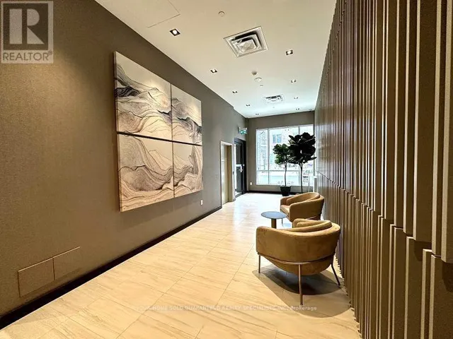 1015 - 60 HONEYCRISP CRESCENT, Vaughan (Concord), Ontario L4K0N5
