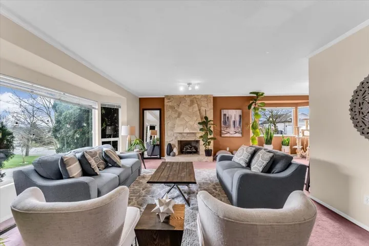 5737 190 STREET, Surrey, British Columbia V3S7M5