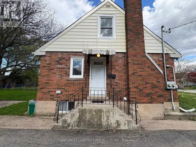 (LOWER) - 22 GREENWOOD AVENUE, Welland (Prince Charles), Ontario L3C4B2