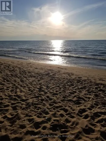 780