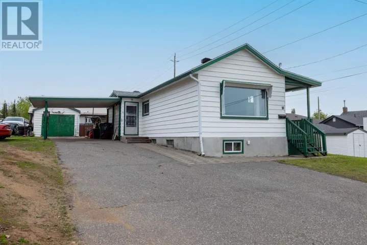 10 VELVA AVE, THUNDER BAY, Ontario P7A6N5
