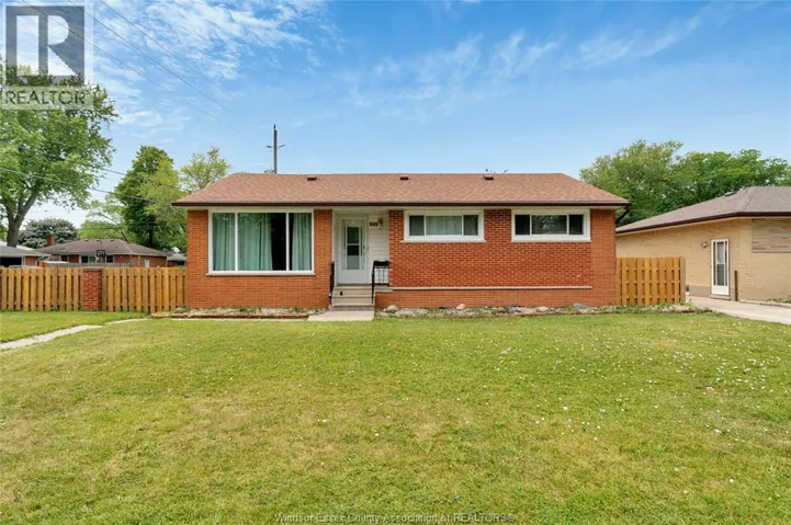 889 RIVERDALE, Windsor, Ontario N8S4C2