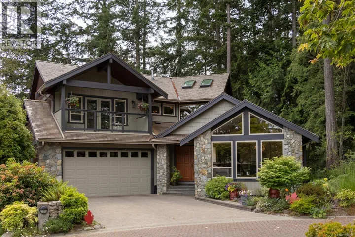 929 Matticks Wood Lane, Saanich, British Columbia V8Y3H6