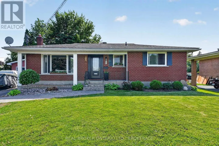 821 HALDIMAND CRESCENT, Cornwall, Ontario K6H5C9