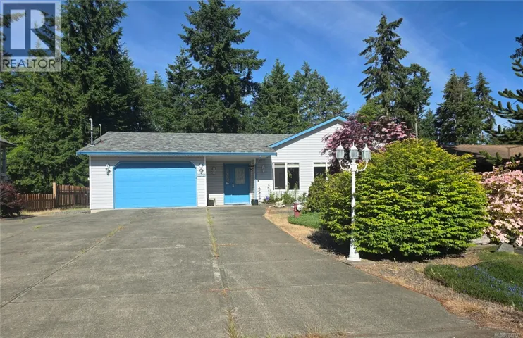 8955 McLarey Ave, Black Creek, British Columbia V9J1A2