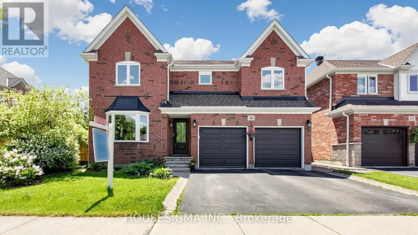 32 WILLOUGHBY WAY, Halton Hills (Georgetown), Ontario L7G6C4