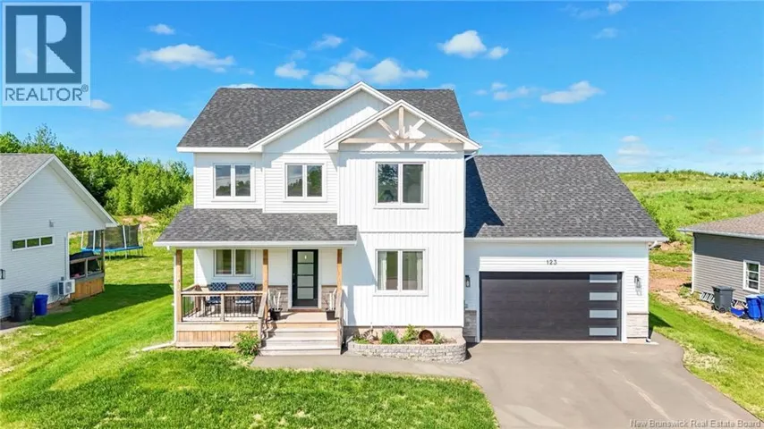 123 King's Bridge Boulevard, Moncton, New Brunswick E1G5R7