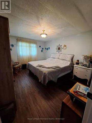 780