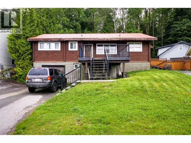 48 CAPILANO STREET, Kitimat, British Columbia V8C1X8