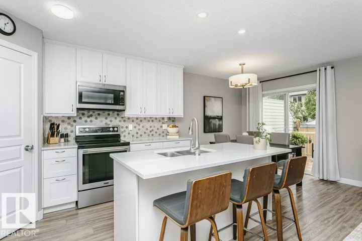 5323 RUE PARC ST, Beaumont, Alberta T4X1W4