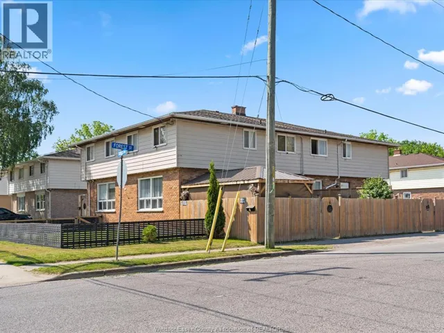 22 TAYLOR AVENUE, Chatham, Ontario N7L2T5
